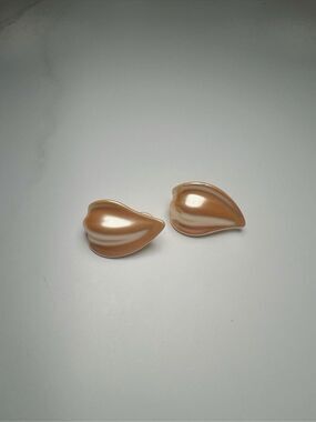 Vintage Earrings 80's Wavy Peach Statement Piece Jewlery